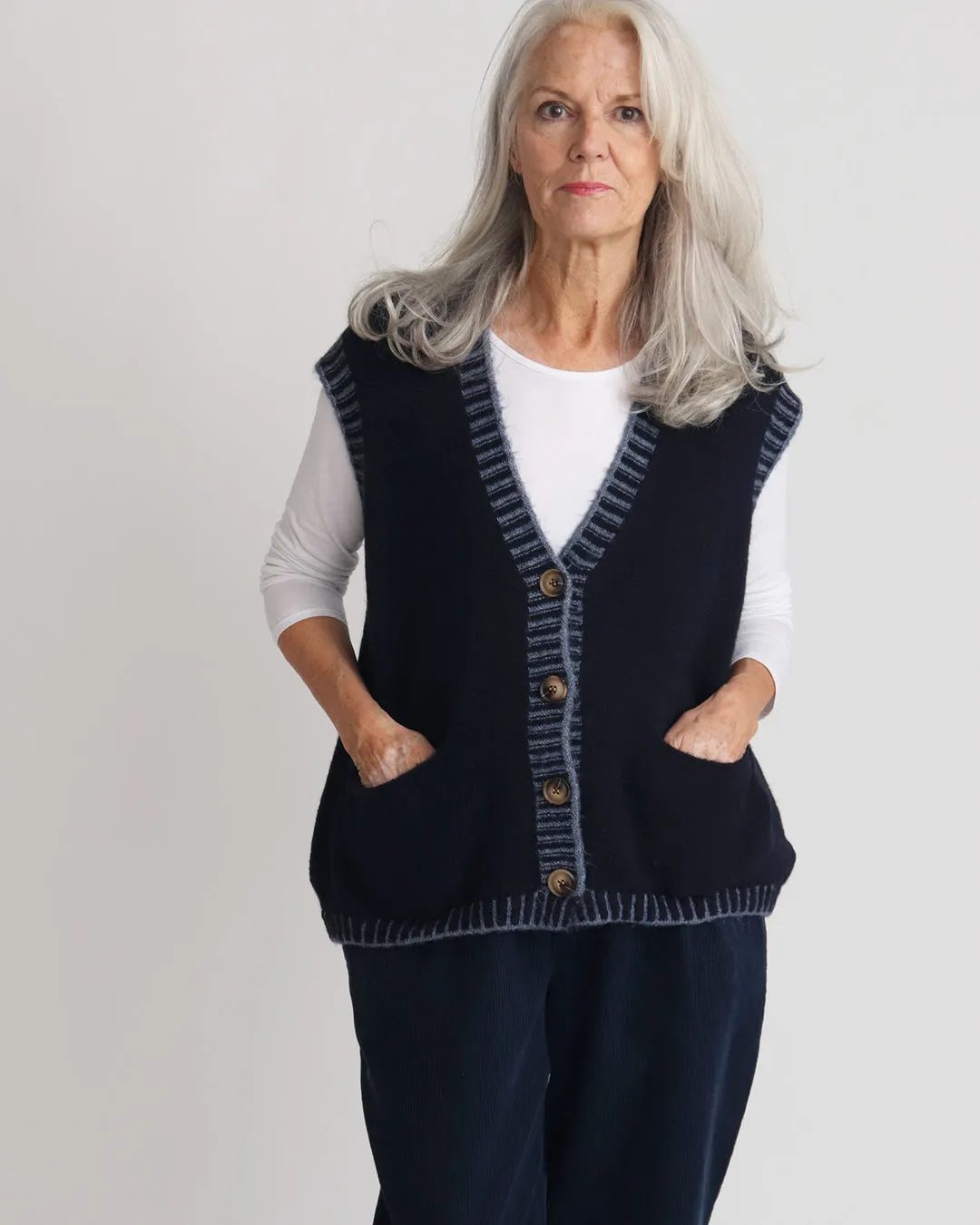 Bertie Knitted Waistcoat - Navy