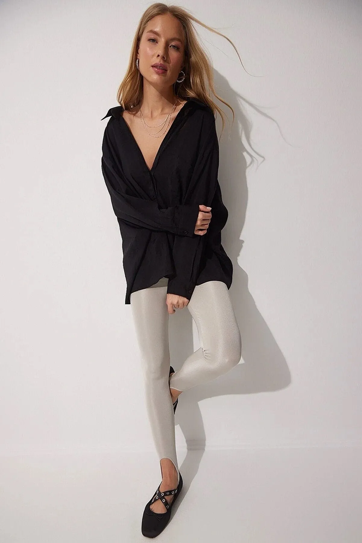 Classic Black Linen Long Sleeve Blouse