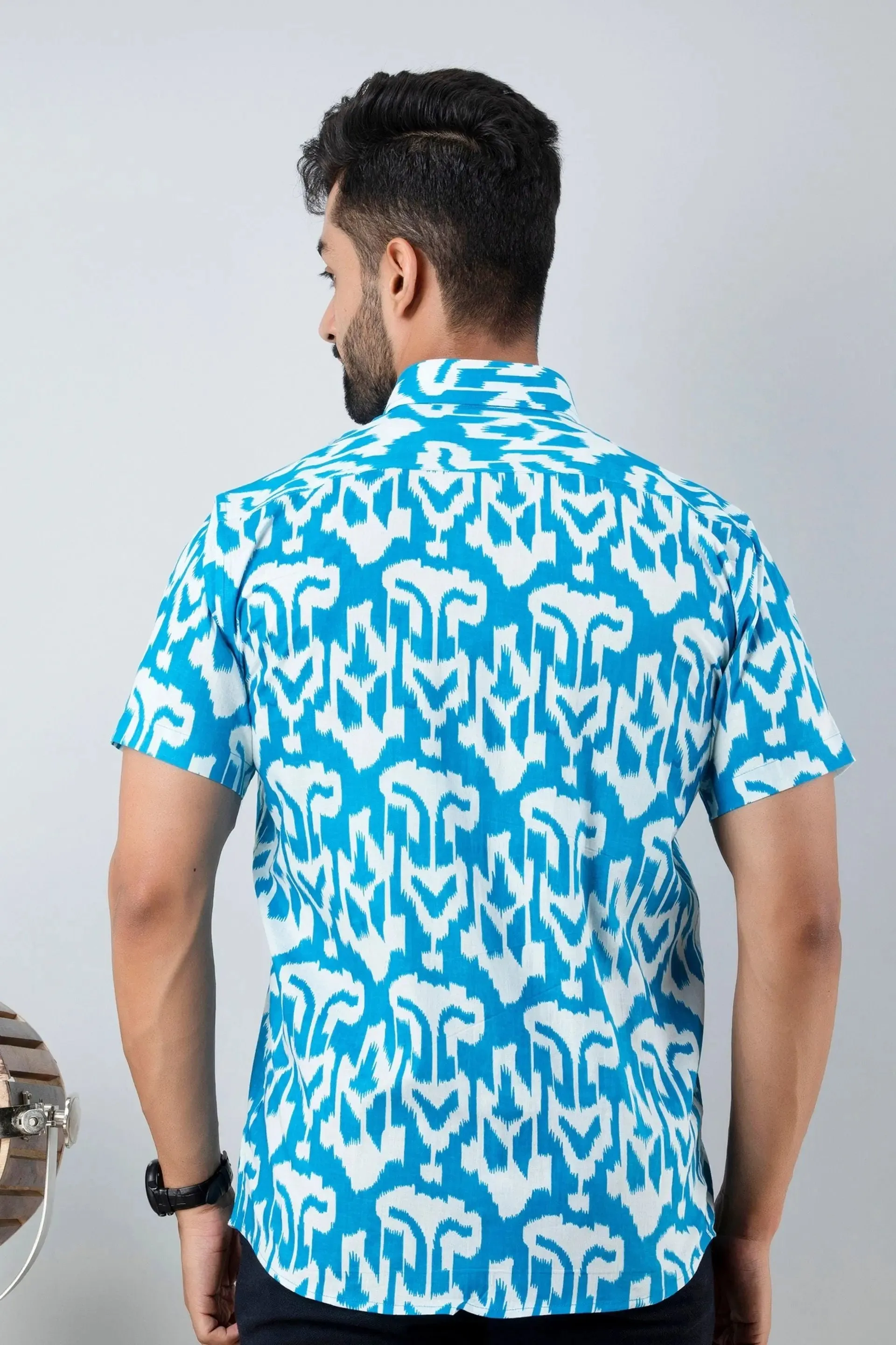 Firangi Yarn Cotton Blue Block Abstract Printed Shirt For Men